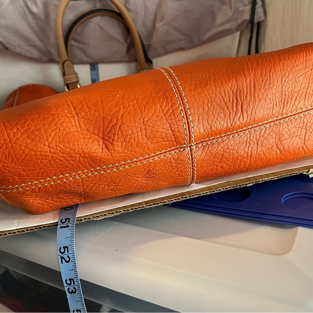 Lottusse Leather Tote Bag - Picture 3 of 7